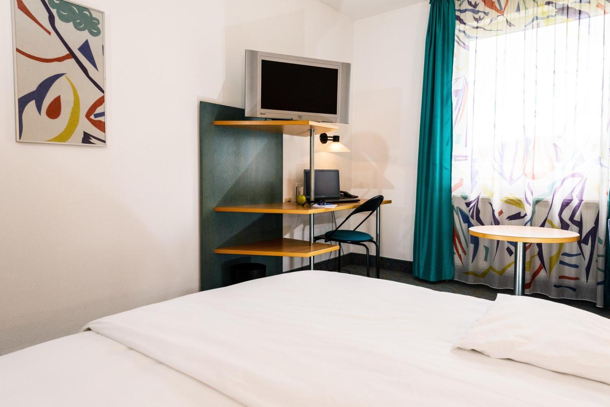 Hotel Residenz Schnelldorf Rum bild