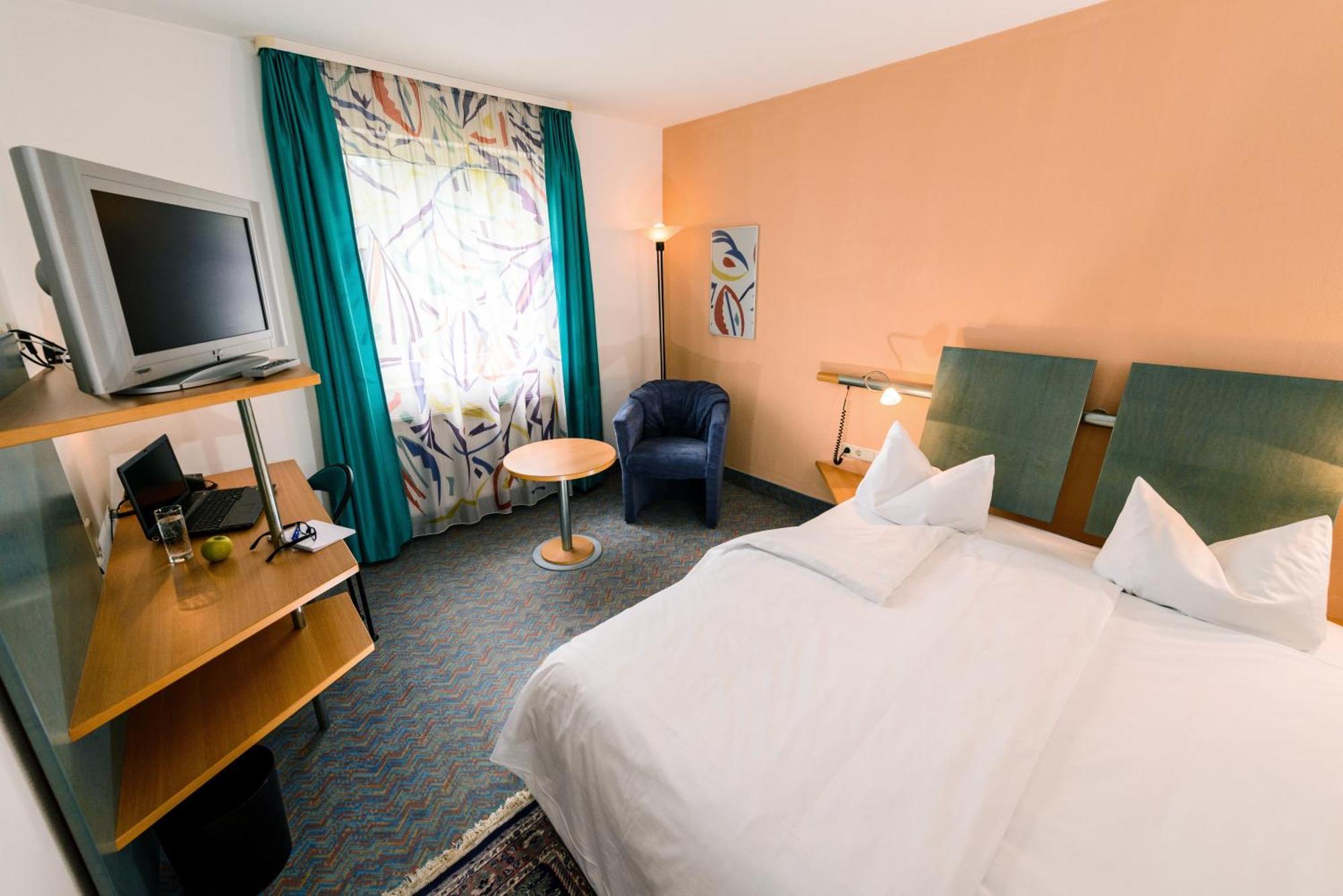 Hotel Residenz Schnelldorf Rum bild