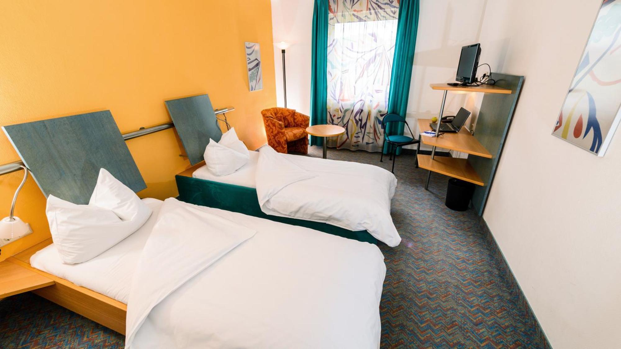 Hotel Residenz Schnelldorf Rum bild